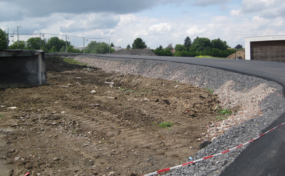 Grondwerken: aanleggen voorlopige werfweg